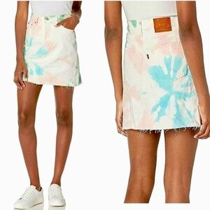 Levi’s High Rise Deconstructed Tie Dye Mini Skirt